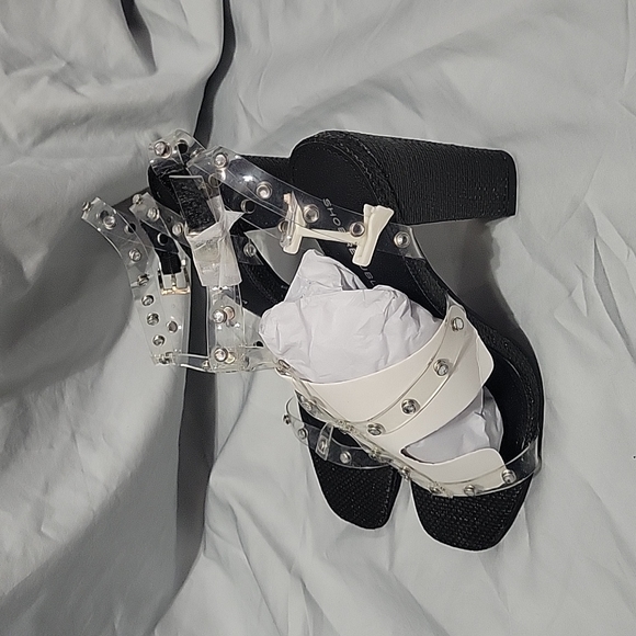 Shoe Republic LA Guinea Lucite Studded & Black Block Heels Sandals - Picture 4 of 7